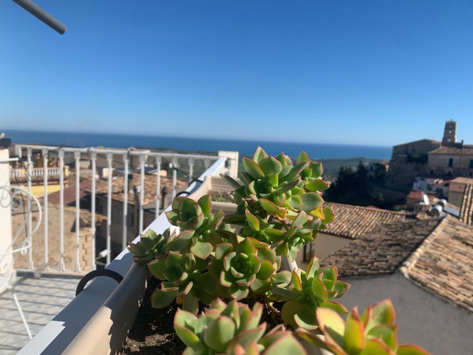 Ci Thorno Hotel Crosia エクステリア 写真